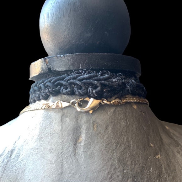 Leaf Choker Collar Necklace Gold Tone Clear Crystals Women’s Jewelry - Picture 8 of 8